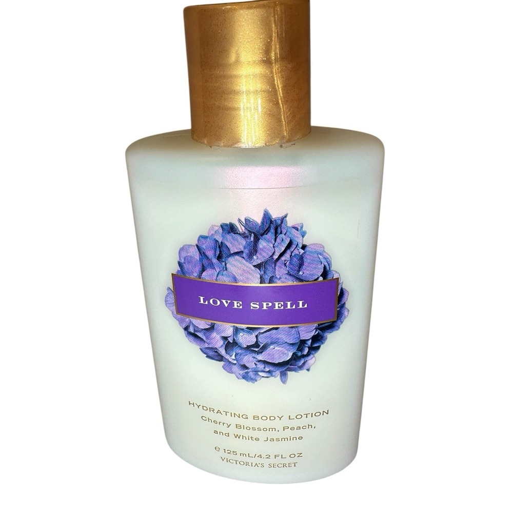 Victoria's Secret Love Spell Body Lotion 4.2 oz Secret Garden Vintage Rare